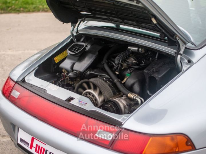 Porsche 993 Carrera 2 - 35