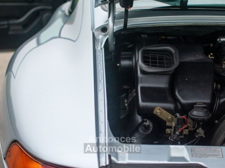 Porsche 993 Carrera 2 - 39