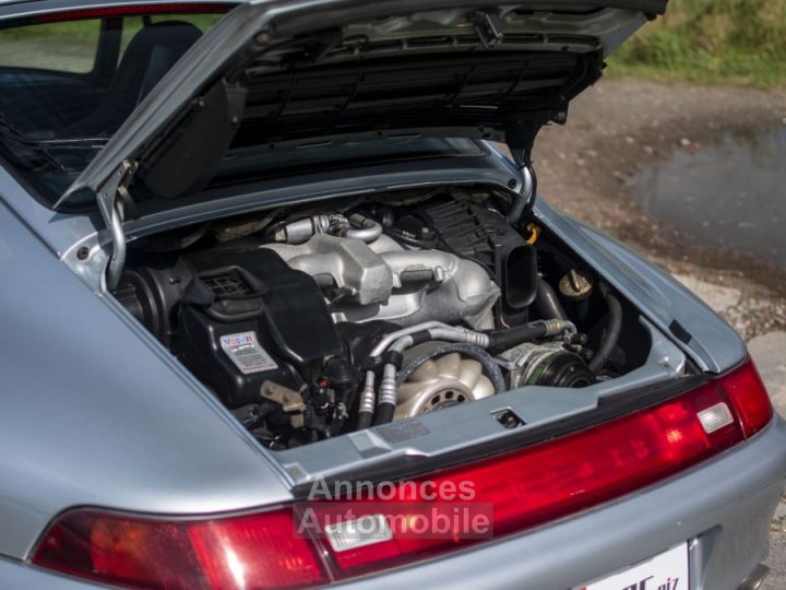 Porsche 993 Carrera 4S - 26