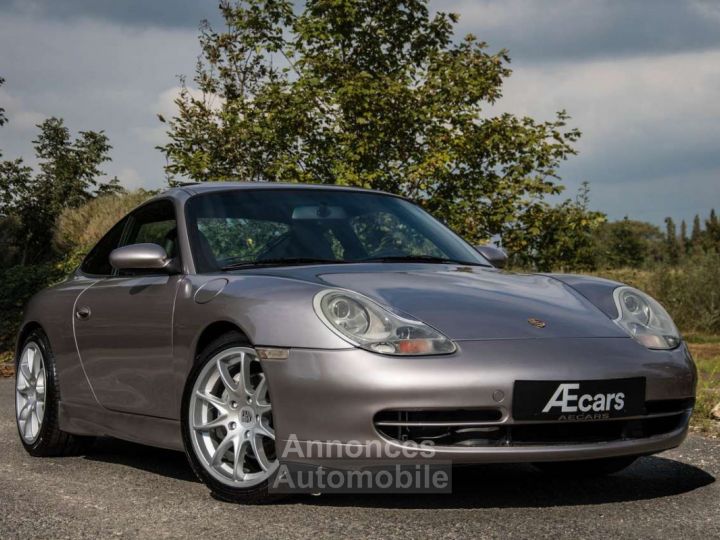 Porsche 996 911 4 - 2