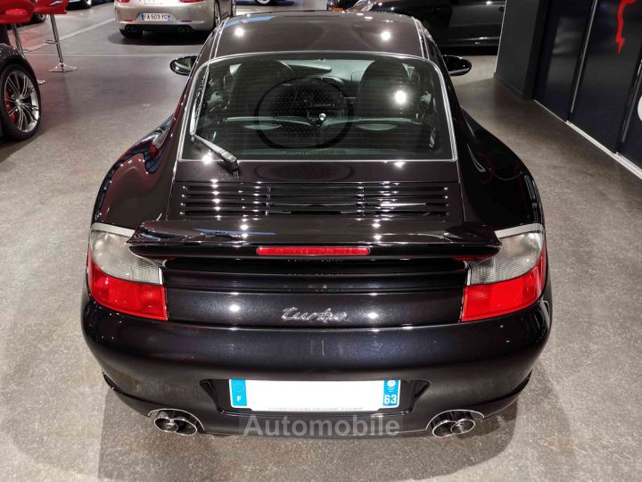 Porsche 996 TURBO - 16