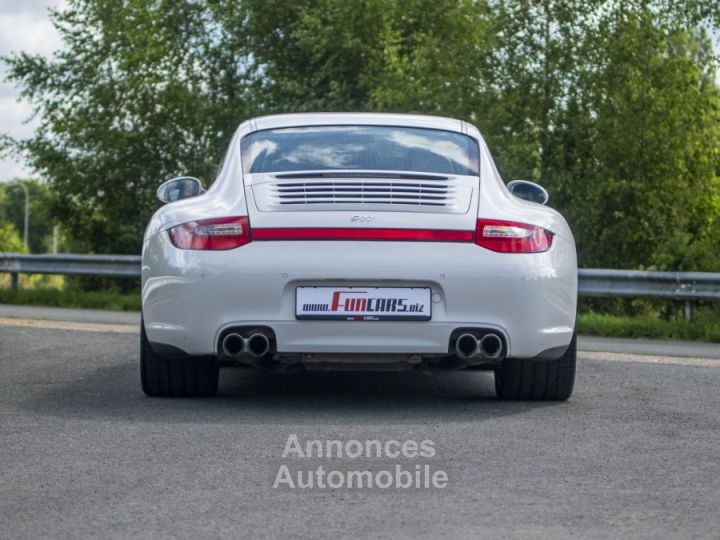 Porsche 997 Carrera 4S Phase 2 - 10