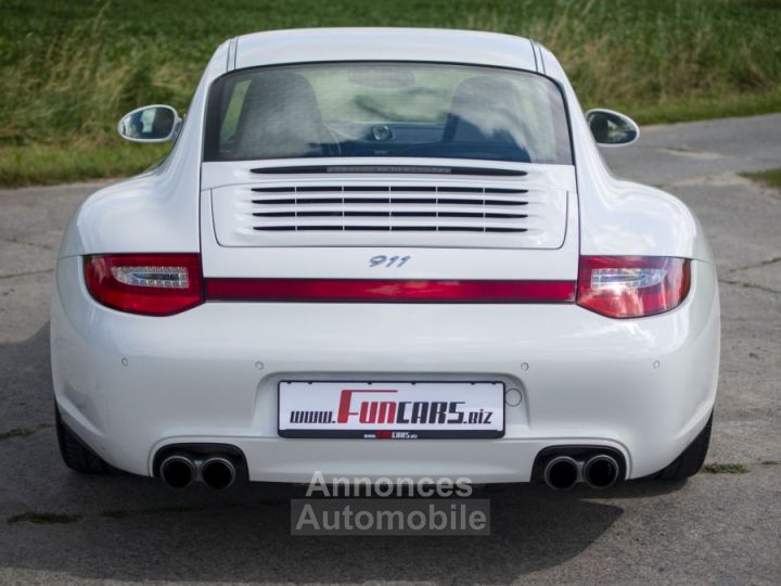 Porsche 997 Carrera 4S Phase 2 - 11