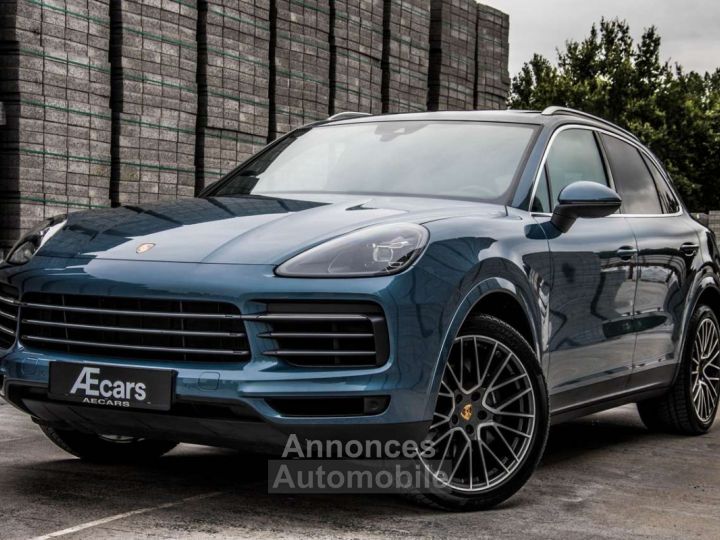 Porsche Cayenne - 1