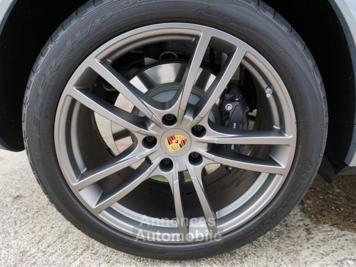 Porsche Cayenne (3) V6 3.0 E Hybrid - 1ère Main France - 996 €/mois - Révisé 08/2023 - Toit Pano, Roues AR Directrices, Susp. Pneumatique, Accès Confort, ... - Garant - 12