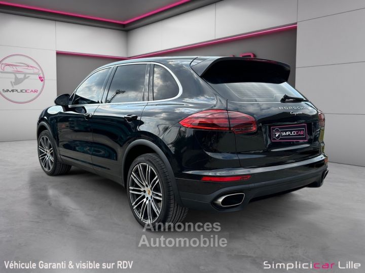 Porsche Cayenne 3.0D V6 262 ch Platinium Edition Tiptronic A - 4