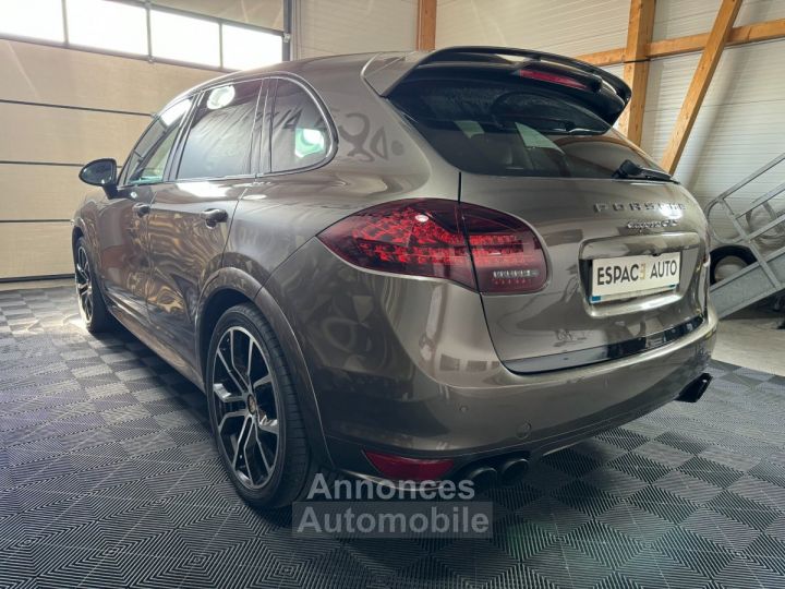 Porsche Cayenne 4.8 V8 GTS 420 Tiptronic S A - 3