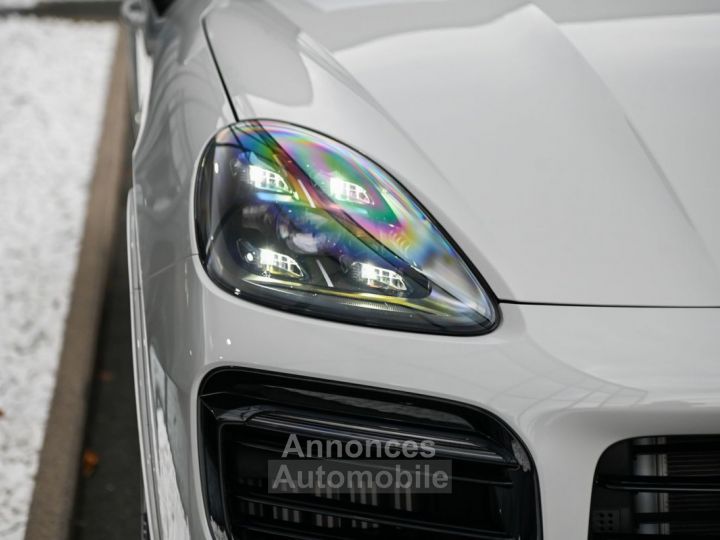 Porsche Cayenne Coupe Platinum Edition - 27