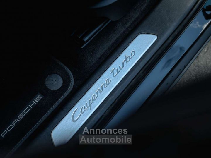 Porsche Cayenne Coupé Turbo S- Full options- V8 Tiptronic - 14