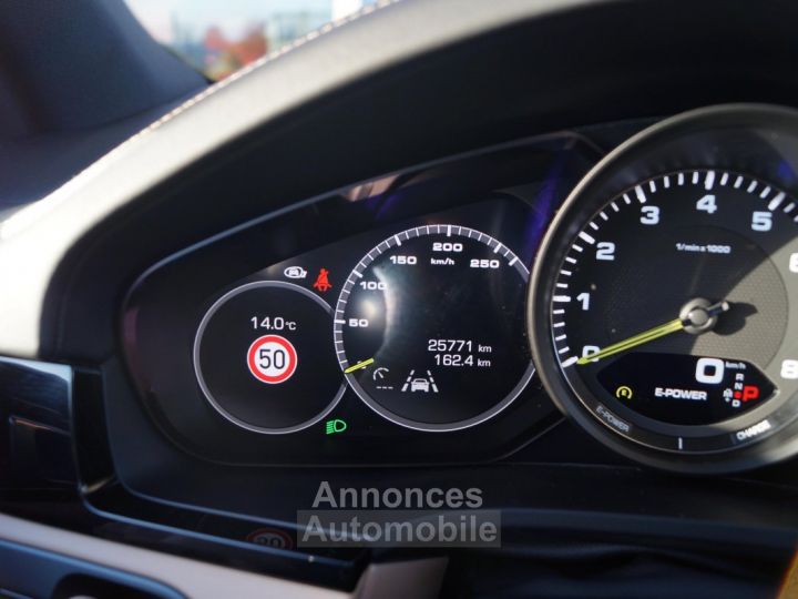 Porsche Cayenne E-Hybrid ACC 360° CAM. NAVI COCKPIT - 26