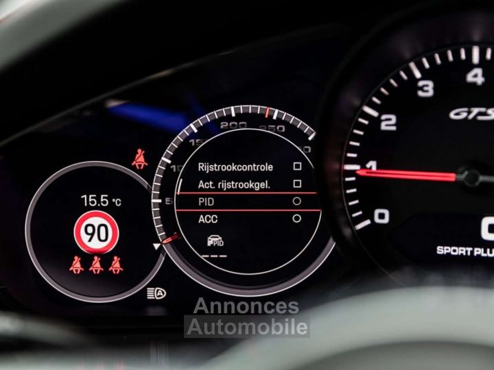 Porsche Cayenne GTS (SUV) AIR-INNODRIVE-BOSE-HUD-360°-... FULL - 31
