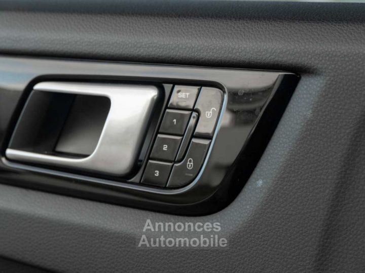 Porsche Cayenne Hybrid PANO 14Way BOSE 21' Keyless - 13