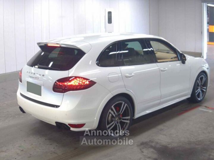 Porsche Cayenne PORSCHE CAYENNE 4.8 V8 420 GTS TIPTRONIC - 5