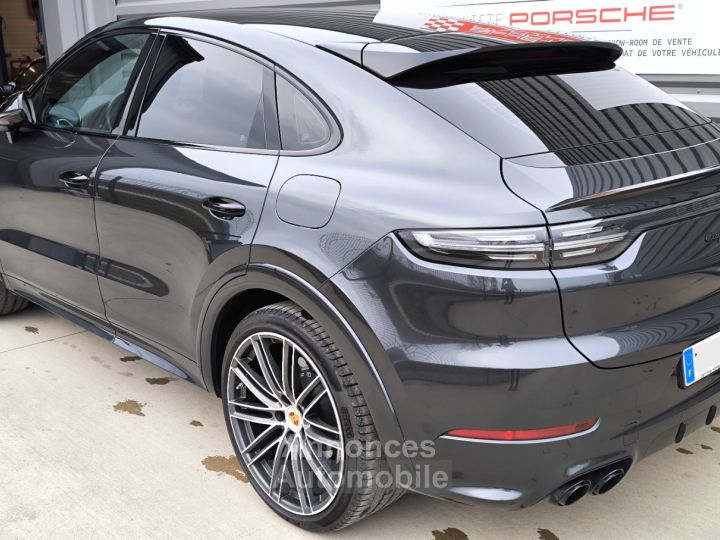 Porsche Cayenne TURBO E-HYBRID 680cv - 3