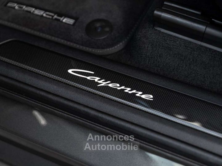 Porsche Cayenne S E-HYB-CARBON-MASSAGE-NACHTZICHT-PDCC-DISPL-HUD - 24