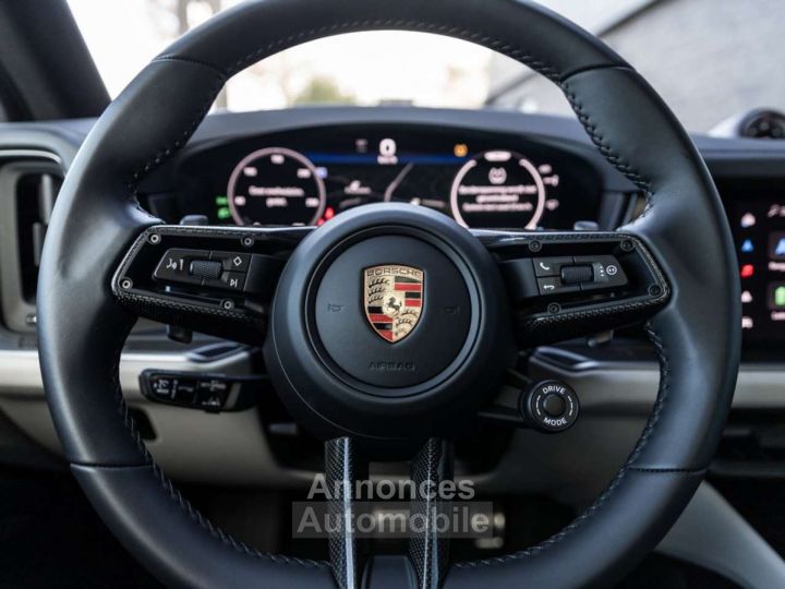 Porsche Cayenne S E-HYB-CARBON-MASSAGE-NACHTZICHT-PDCC-DISPL-HUD - 27