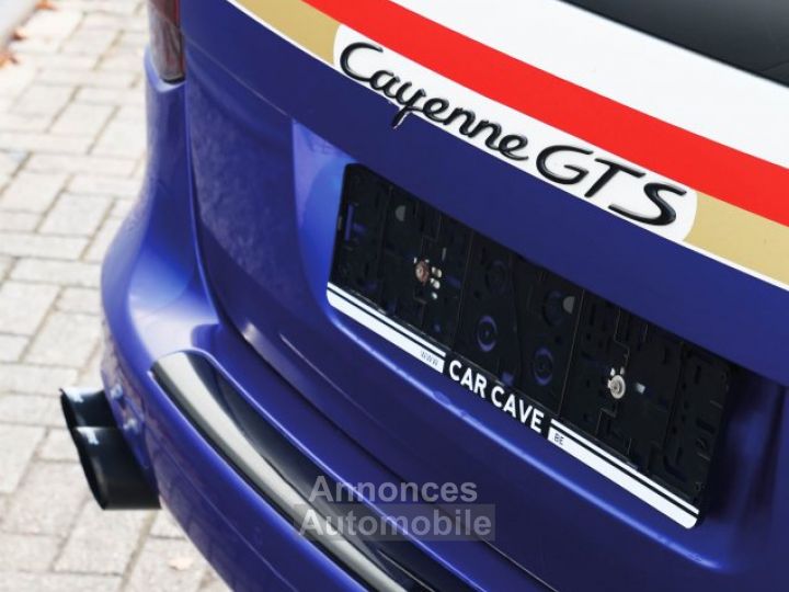 Porsche Cayenne S Rothmans 4.8 V8 with 385 bhp - 6