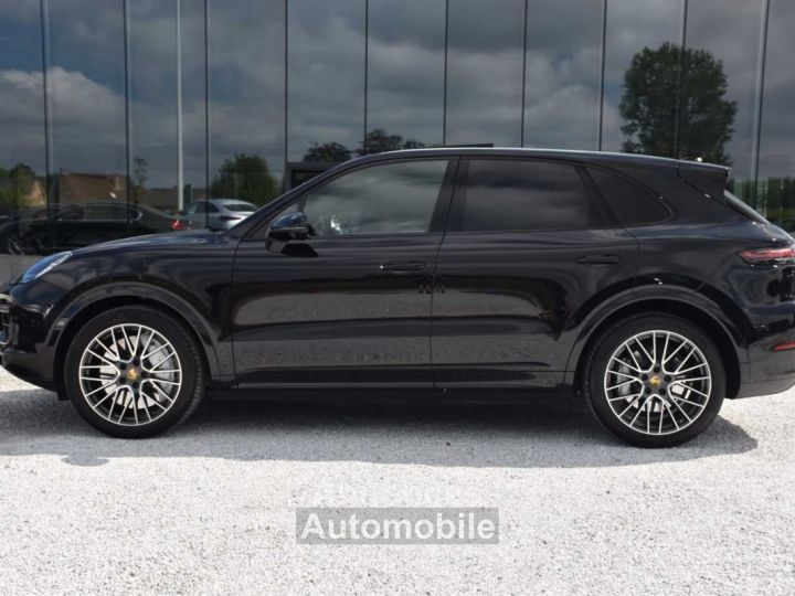 Porsche Cayenne TURBO 1st Owner Softclose BOSE Chrono Pano 360° - 3