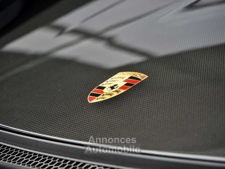 Porsche Cayman GT4 RS Weissach PCCB MANUFAKTUR Lifting Stitching - 3