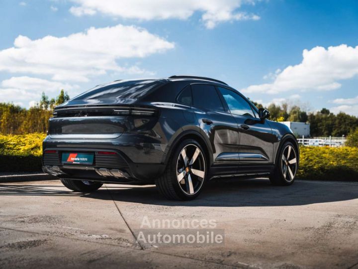 Porsche Macan 4 e-Macan 100 kWh BOSE Pano - 9