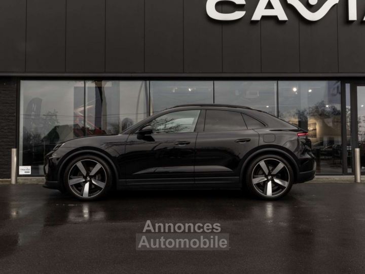 Porsche Macan 4 EV 100KW-22-AIR-MATRIX-PANO-ACC-AUGM. HUD-DISPL - 3