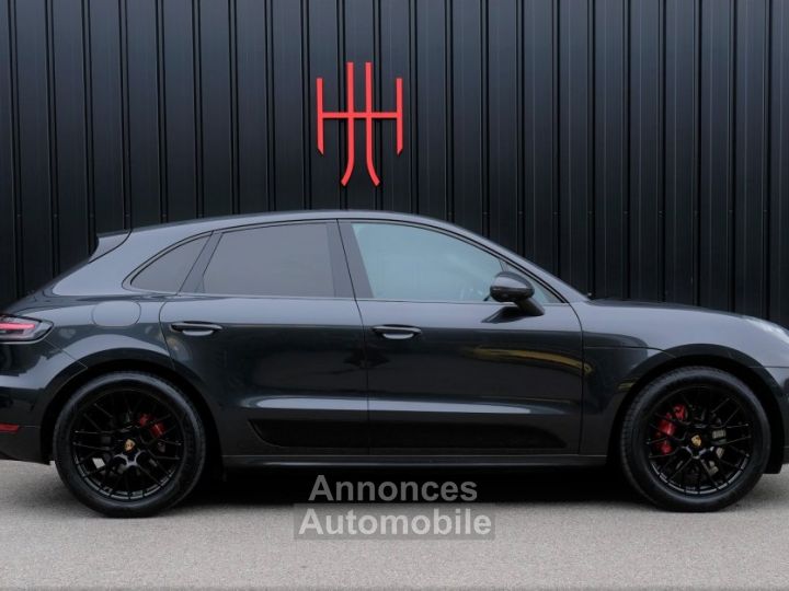 Porsche Macan GTS - 2