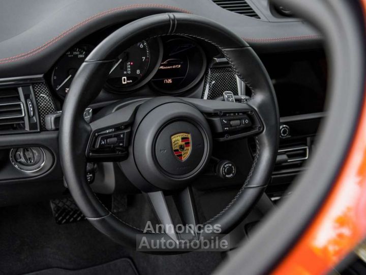 Porsche Macan GTS - 21