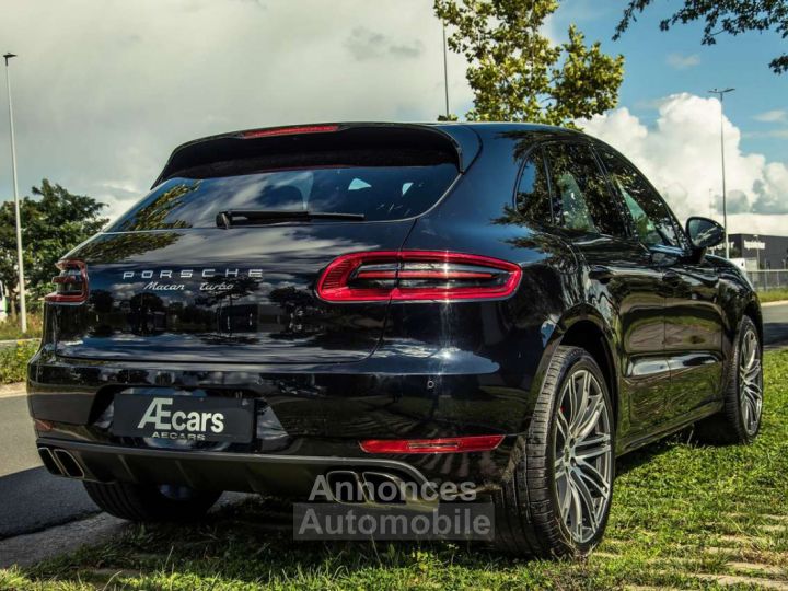 Porsche Macan TURBO - 6