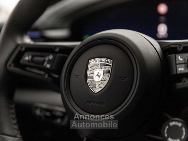 Porsche Macan TURBO EV 22-AIR-ACHTERAS-MATR-PANO-INNO-AUGM.HUD - 26