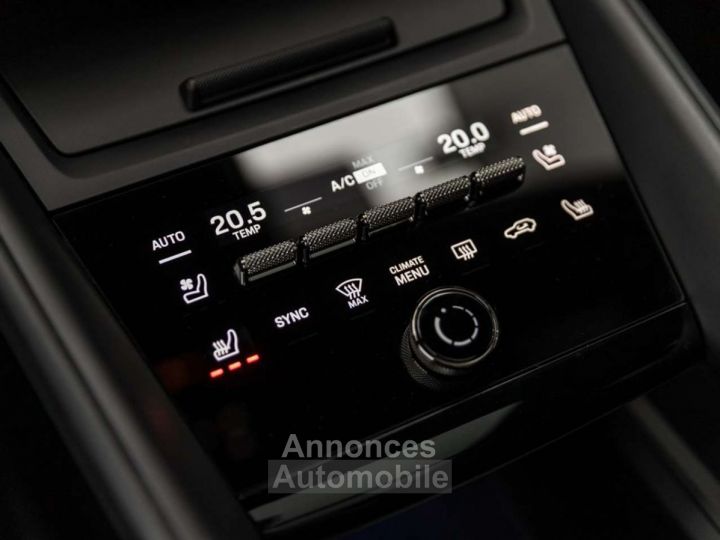 Porsche Macan TURBO EV 22-AIR-ACHTERAS-MATR-PANO-INNO-AUGM.HUD - 42