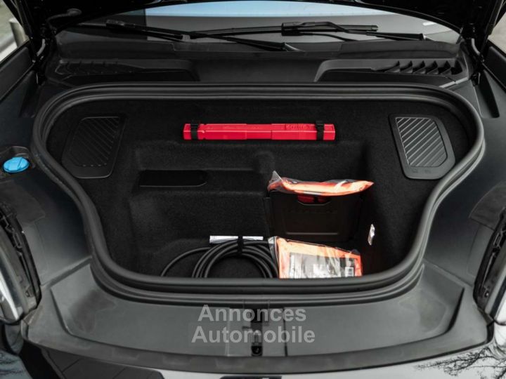 Porsche Macan TURBO EV 22-AIR-ACHTERAS-MATR-PANO-INNO-AUGM.HUD - 48