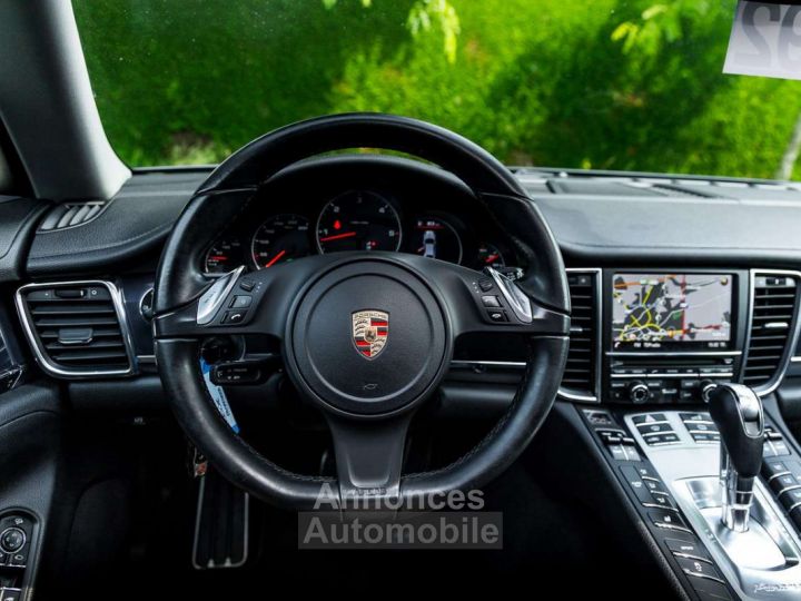 Porsche Panamera 3.0 D V6 Tiptronic - 25