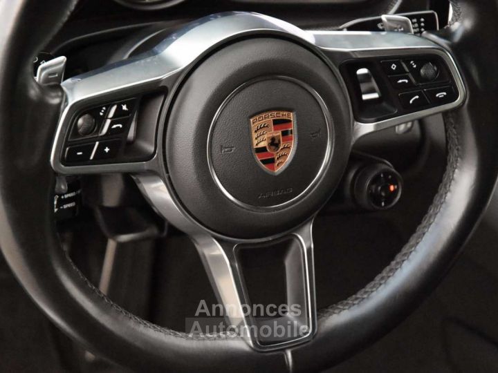 Porsche Panamera 4 E-HYBRID 2.9 V6 BI-TURBO PHEV PDK BLACK DESIGN - 11