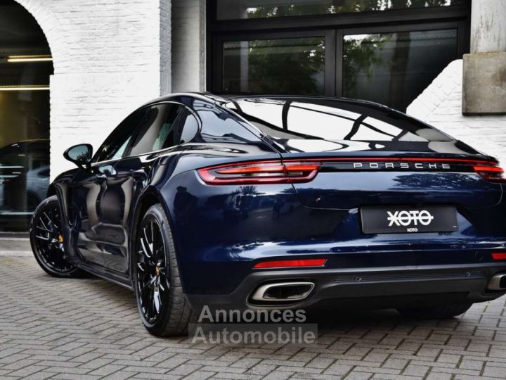 Porsche Panamera 4 HYBRID 10 YEARS EDITION - 16