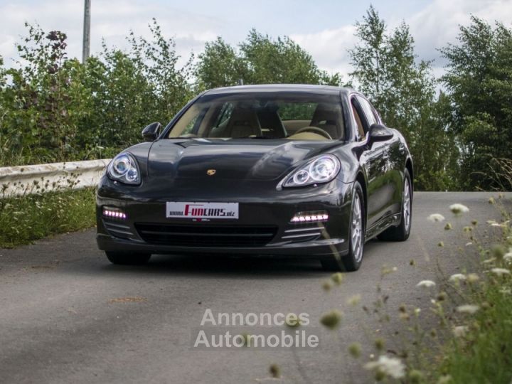 Porsche Panamera 4S - 3