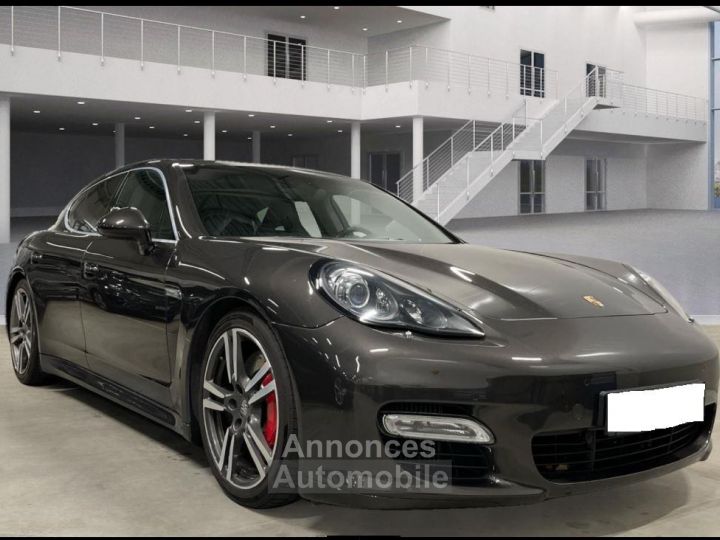 Porsche Panamera Turbo 500cv - 18