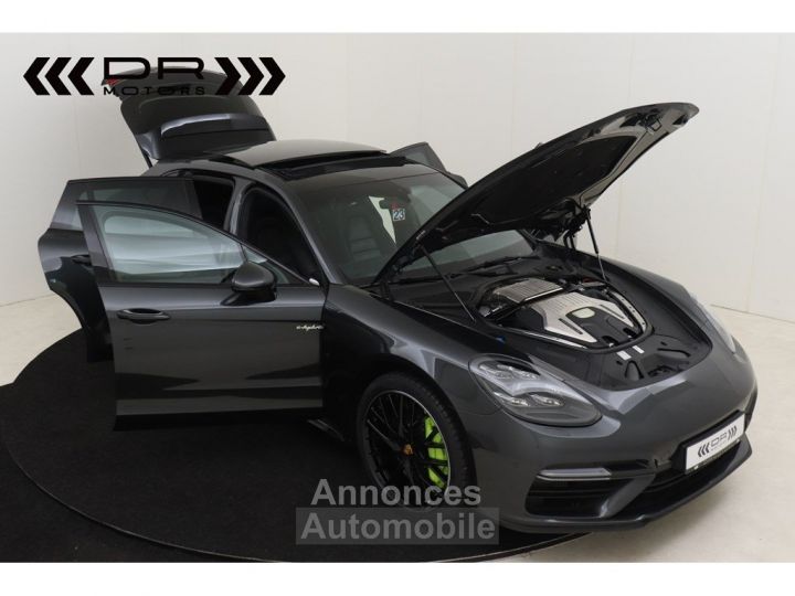 Porsche Panamera TURBO S E-HYBRID SPORT TURISMO - NAVI LEDER PANO 12M GARANTIE - 12