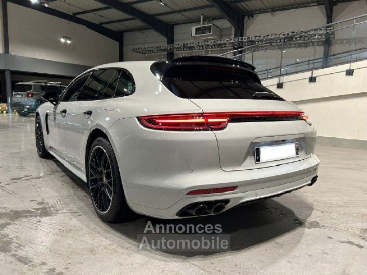 Porsche Panamera Turbo S V8 4.0 680 PDK Hybrid Sport Turismo 5P - 4