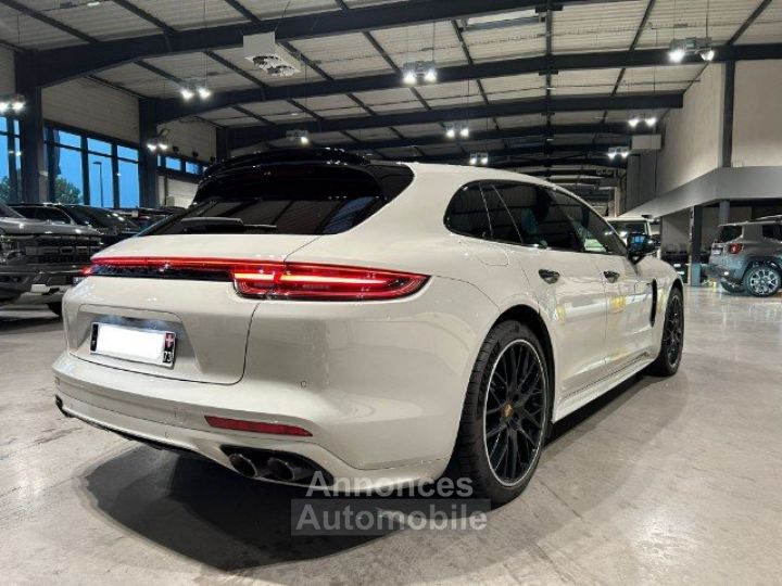 Porsche Panamera Turbo S V8 4.0 680 PDK Hybrid Sport Turismo 5P - 5