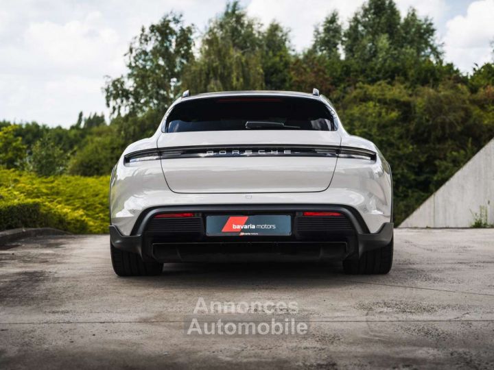 Porsche Taycan 4 Cross Turismo Offroad Design Pano 360° - 7