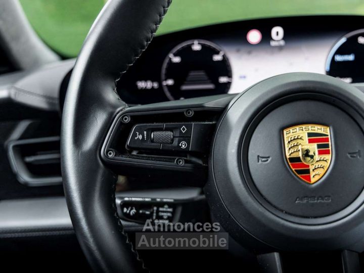 Porsche Taycan 93.4 kWh Turbo - 48