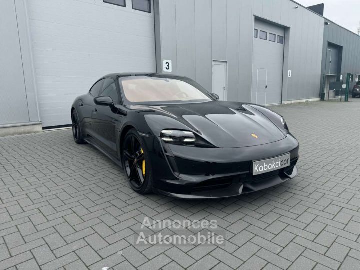 Porsche Taycan 93.4 kWh Turbo S -- PACK CARBON TOIT PANO - 1