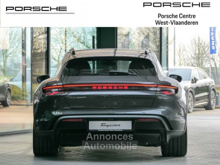 Porsche Taycan Cross Turismo | BOSE 21velgen Passagierscherm - 6