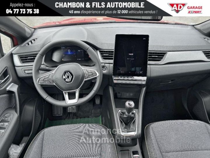 Renault Captur 1.3 tce mhev 140 techno - 9