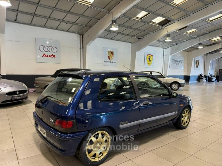 Renault Clio 2.0i Williams - 9