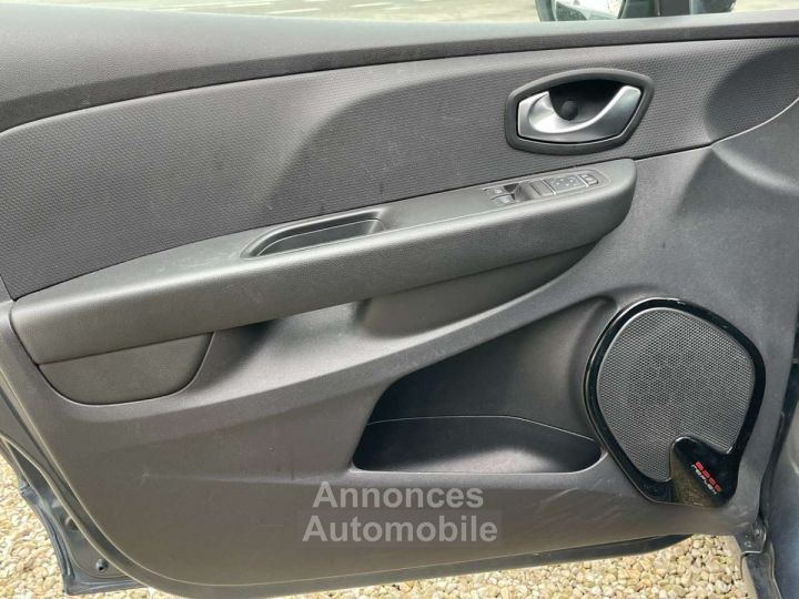 Renault Clio Capteurs avant et arrière-Attache-remorque - 20