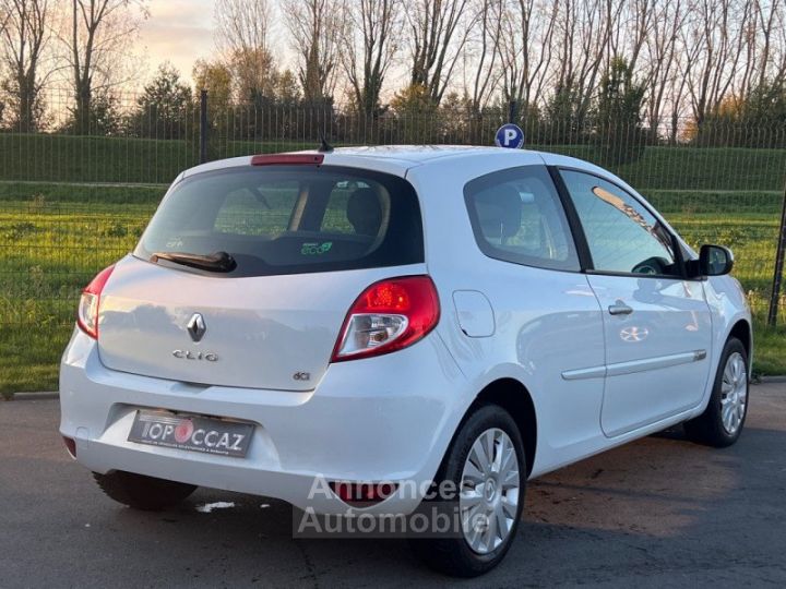 Renault Clio III 1.5 DCI 75CH AUTHENTIQUE ECO² 3P 08/2011 - GARANTIE - 3