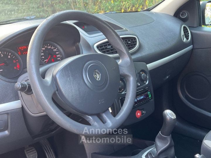 Renault Clio III 1.5 DCI 75CH AUTHENTIQUE ECO² 3P 08/2011 - GARANTIE - 10