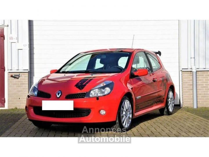 Renault Clio III 2.0 16v 200ch Sport - 1