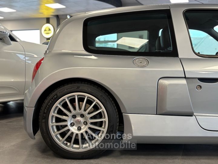 Renault Clio RENAULT CLIO II V6 24S 230 RS 3P - 8